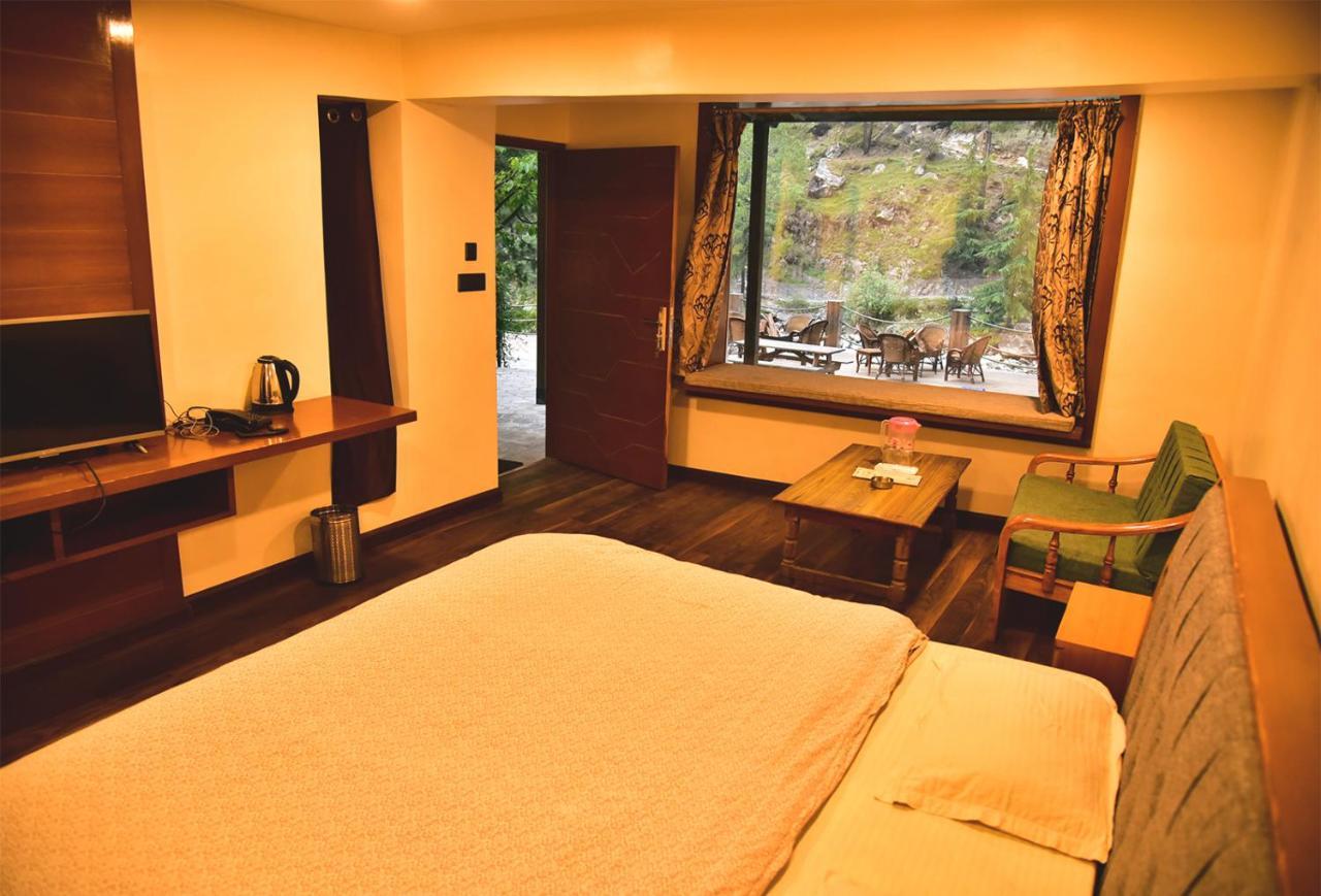 The Alpine Guest House Kasol Exterior photo